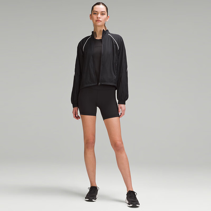 lululemon License to Train 女士运动夹克 LW3HO9S 795.9元（需用券）