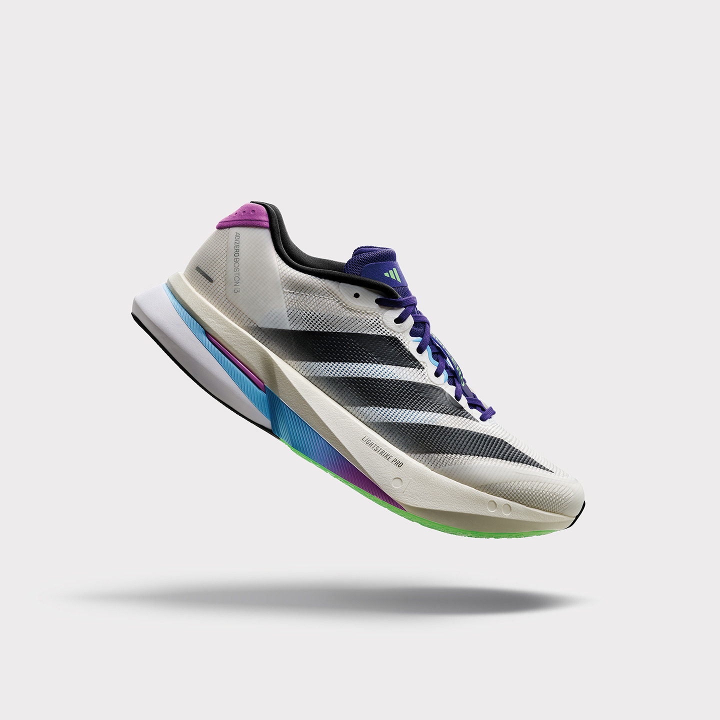 移动端：adidas 超轻缓震 女士竞训跑鞋 699元（淘金币可抵32.92元起）