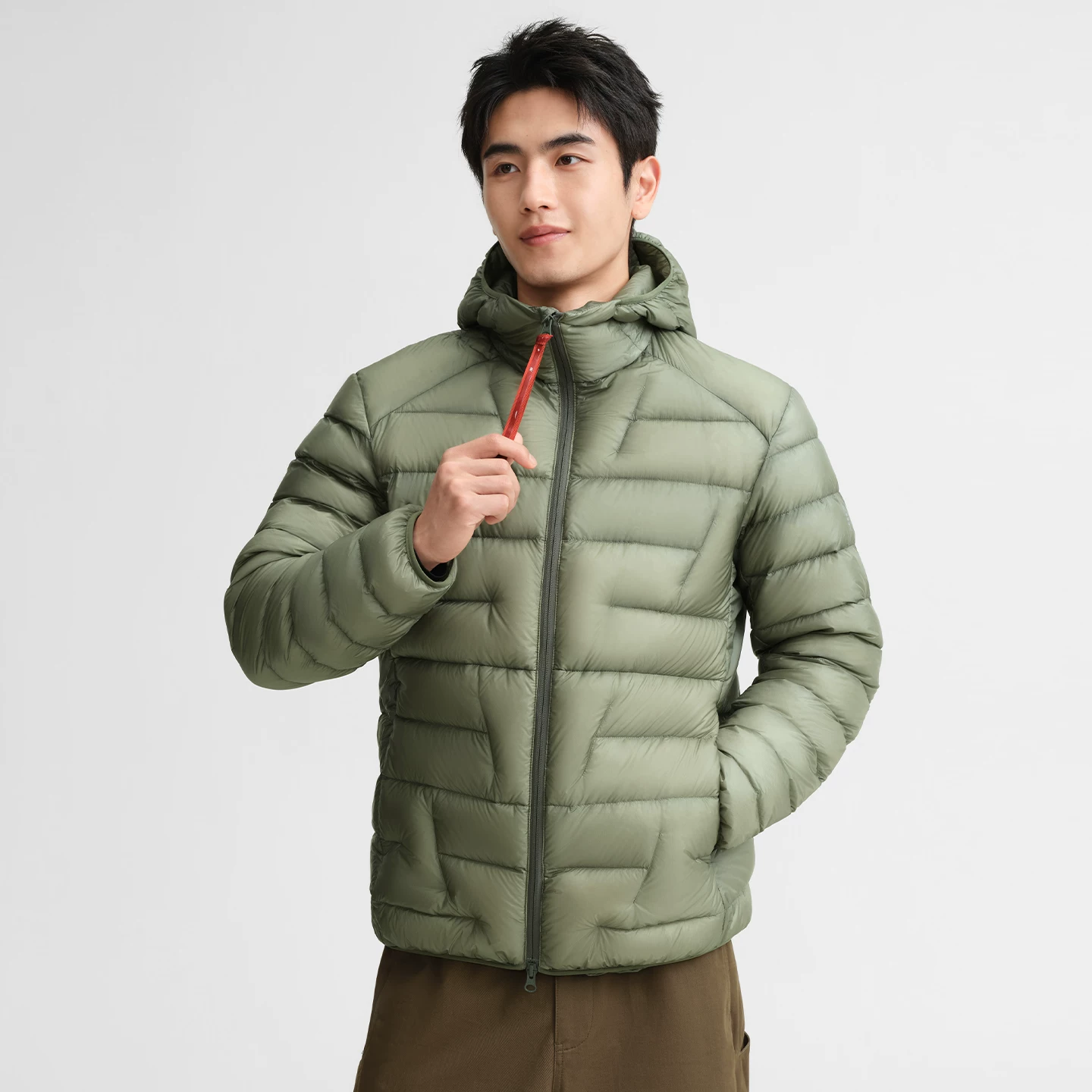 太平鸟 轻薄鹅绒 连帽羽绒服 419.2元 - 86线报