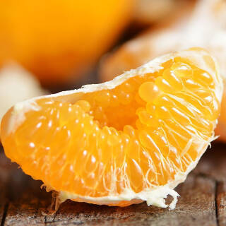 nongfu 农夫 春见耙耙柑橘子 中大果 带箱2.5斤 券后19.9元