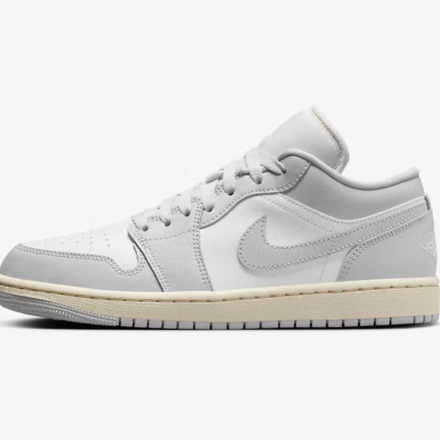 京东百亿补贴、plus会员：NIKE 耐克 AIR JORDAN 1秋运动复古篮球鞋DC0774-103 388.05