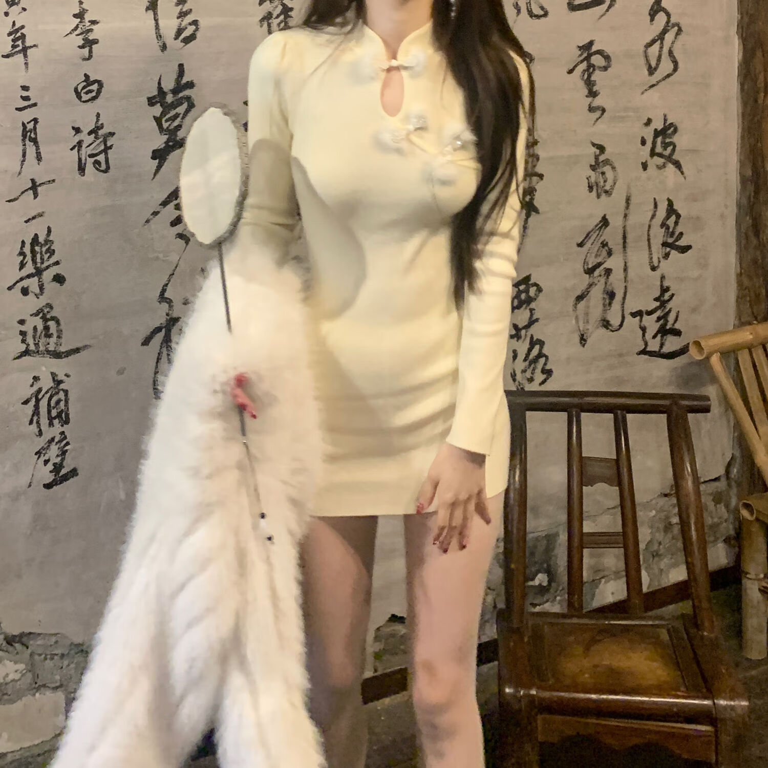 BTTKDL 新中式毛绒盘口旗袍领长袖连衣裙 79.9元（需用券）