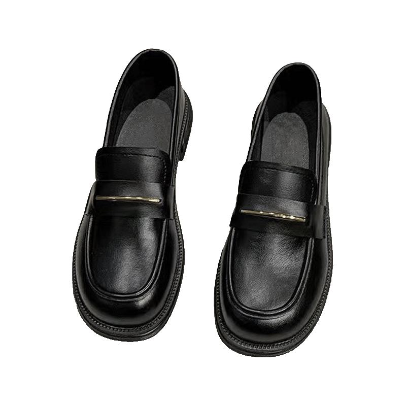 西遇 简约法式一脚蹬小皮鞋 69.5元