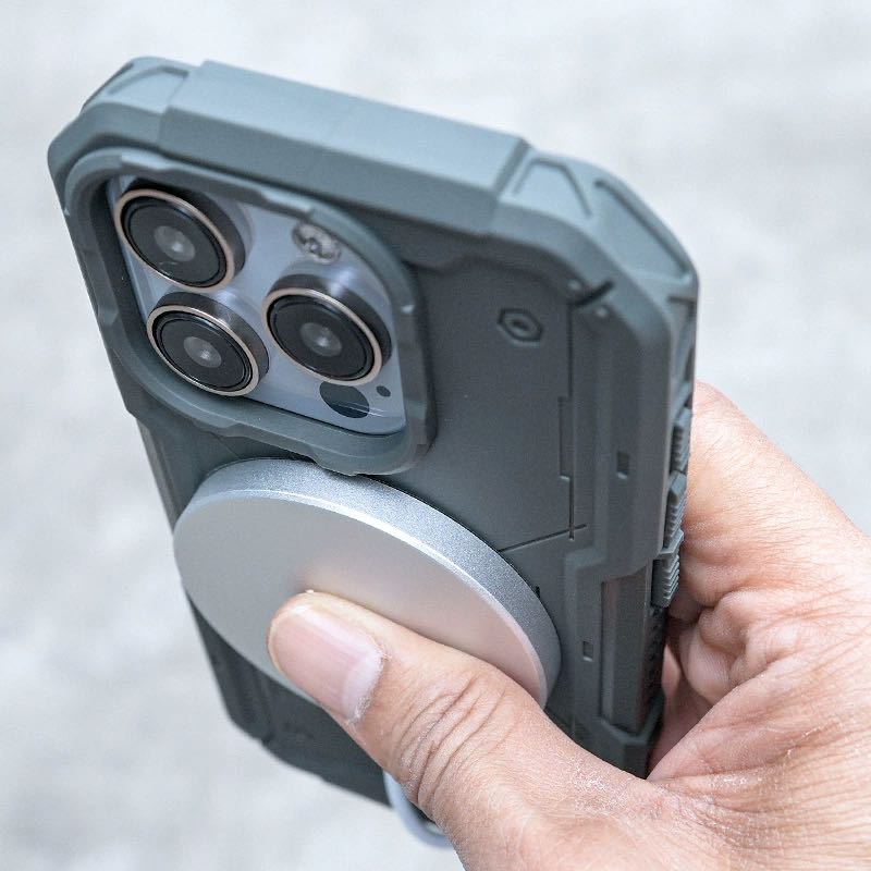 肥熊 灰人II适用于苹果iPhone 15 Pro/MAX系列战术手机保护套石墨烯散热军事手机壳Magsafe无线充电手机套 78元
