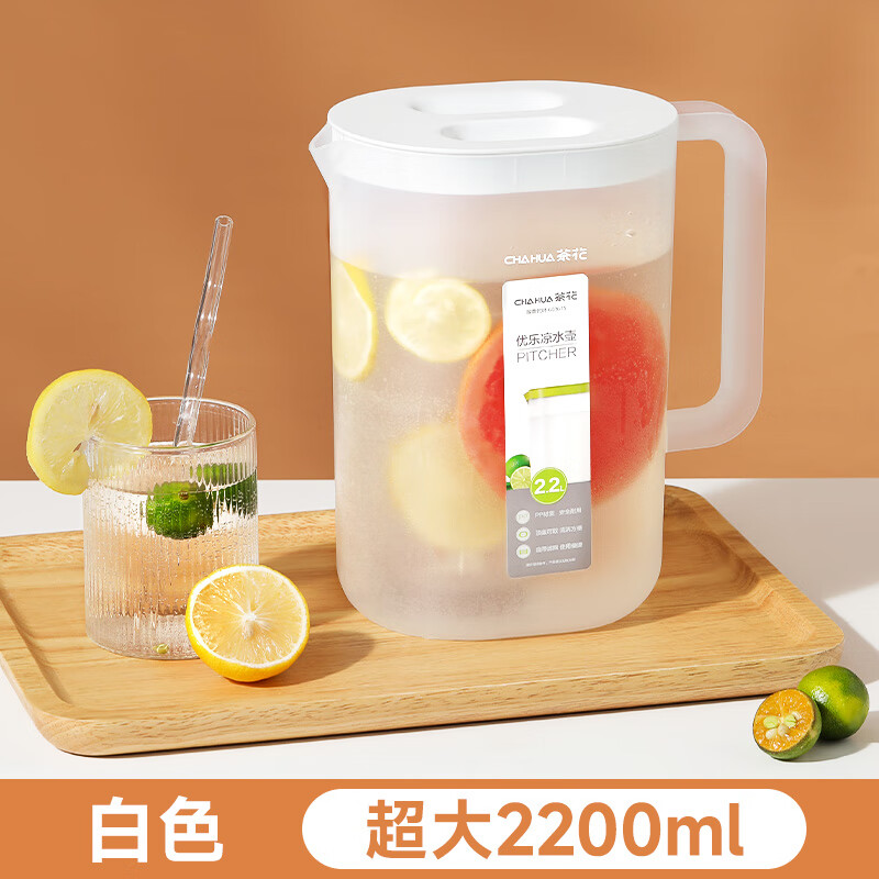 plus会员:茶花 塑料家用冷水壶 有刻度线 2200ml 9.73元包邮