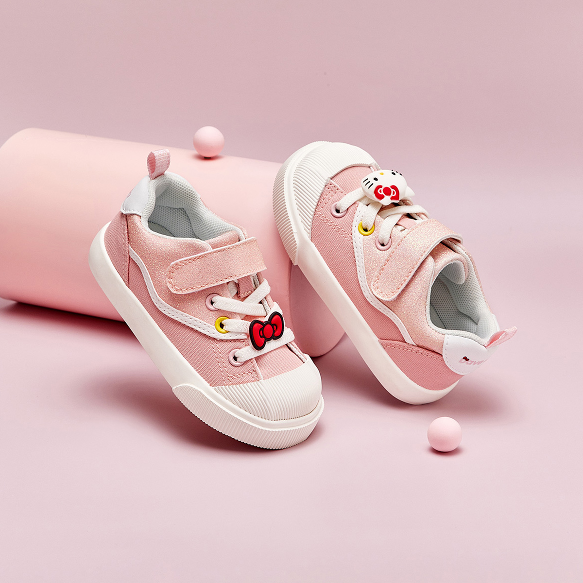 戴维贝拉 Hello Kitty联名戴维贝拉女童帆布幼儿园学步鞋板鞋室内 119元（需用